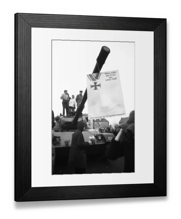 Framed Print : The Bundeswehr weapons show, here in Dortmund-Luettgendortmund in 1966