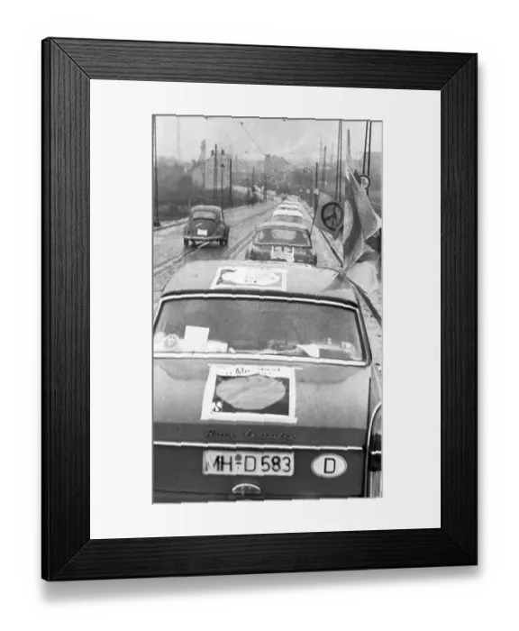 Framed Print : For disarmament and against nuclear weapons in Germany Framed Print : For disarmament and against nuclear weapons in Germany
