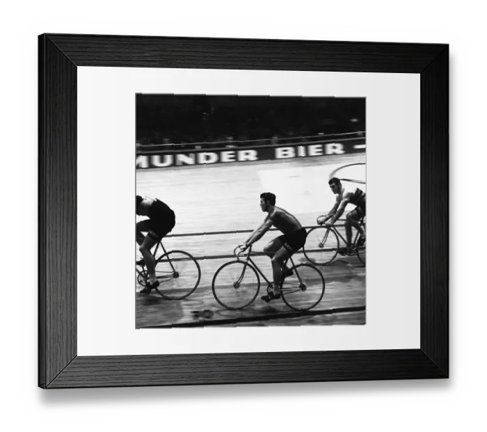 Framed Print : The 6-day race of the professional cyclists Framed Print : The 6-day race of the professional cyclists