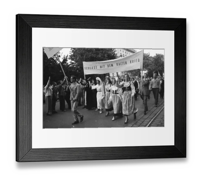 Framed Print : SSSR, Soviet Union, Moscow: The traditional World Youth Festivals organised by communist WBDJ