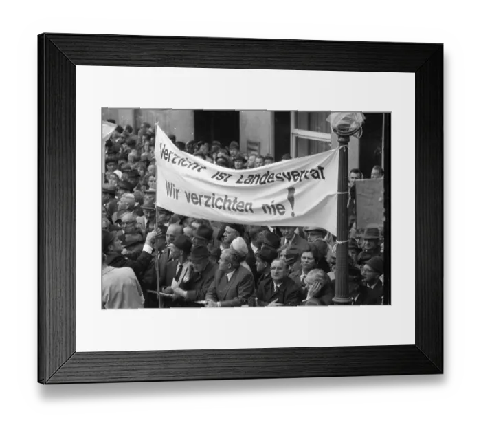 Framed Print : An expellees rally on 30 May 1970 in Bonn with the NPD Framed Print : An expellees rally on 30 May 1970 in Bonn with the NPD