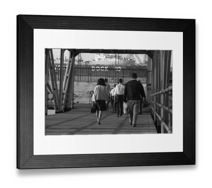Framed Print : Work at the Port of Hamburg and Howaldtswerke Hamburg