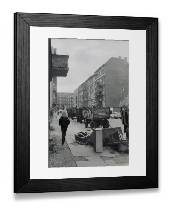 Framed Print : 10.10.1983 GDR East Berlin district of Prenzlauer Berg Framed Print : 10.10.1983 GDR East Berlin district of Prenzlauer Berg