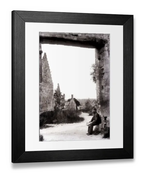 Framed Print : German soldier in front of a destroyed village Framed Print : German soldier in front of a destroyed village