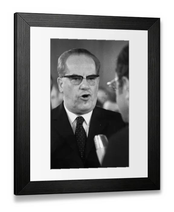 Framed Print : The Election Night 1969 on 28. 9