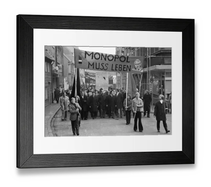 Framed Print : A workers meeting in the wash-house of the Monopol colliery on 18 November 1973 in Kamen was replaced by a Framed Print : A workers meeting in the wash-house of the Monopol colliery on 18 November 1973 in Kamen was replaced by a