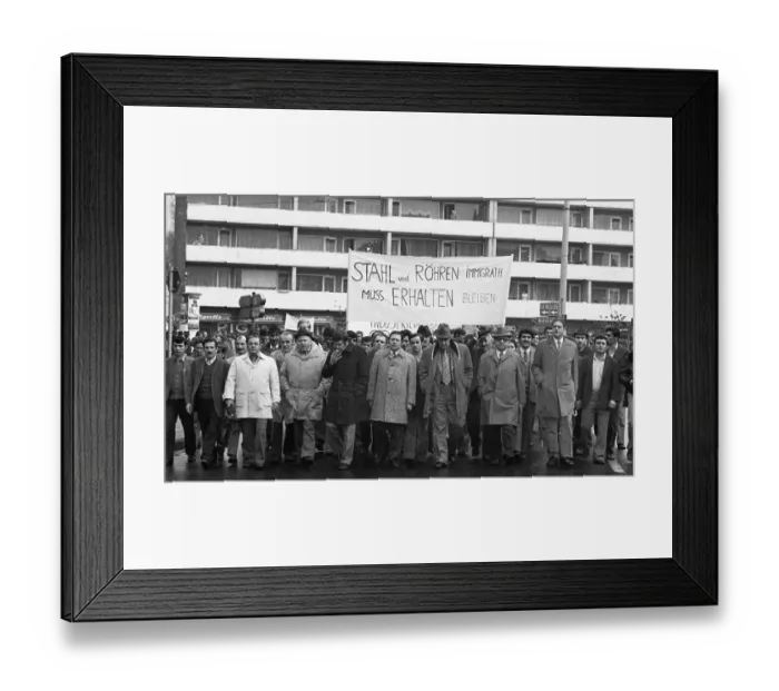 Framed Print : Employees of the Duesseldorf -Reisholz steel