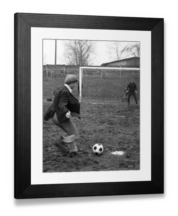 Framed Print : Norbert Nigbur, Schalke goalkeeper and Schalke 04 icon