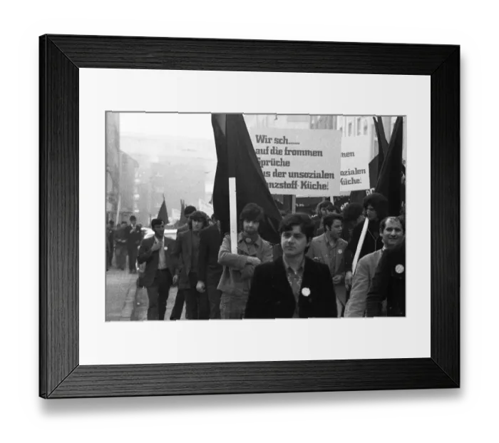 Framed Print : 2000 workers, employees and relatives demonstrated in Wuppertal on 18 Framed Print : 2000 workers, employees and relatives demonstrated in Wuppertal on 18