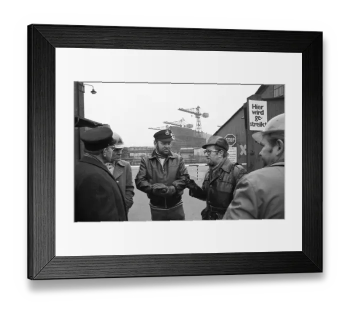 Framed Print : The collective bargaining dispute (strike) of the Industrial Union of Metalworkers (IG Metall) Framed Print : The collective bargaining dispute (strike) of the Industrial Union of Metalworkers (IG Metall)