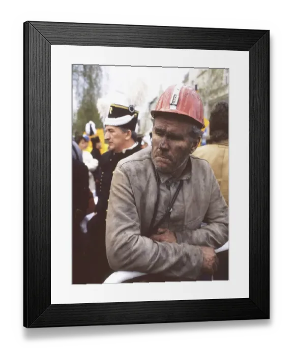 Framed Print : Demonstrating in Bonn on 19. 4 Framed Print : Demonstrating in Bonn on 19. 4