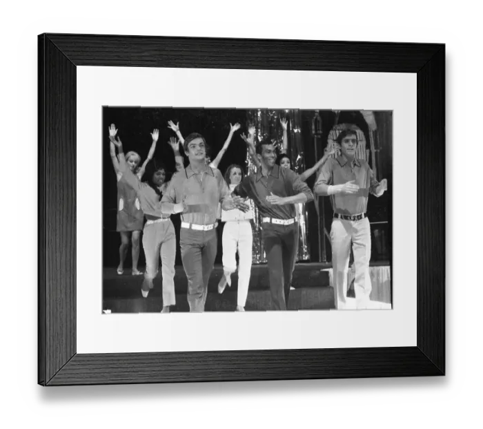Framed Print : The show of the British pop star Graham Bonney