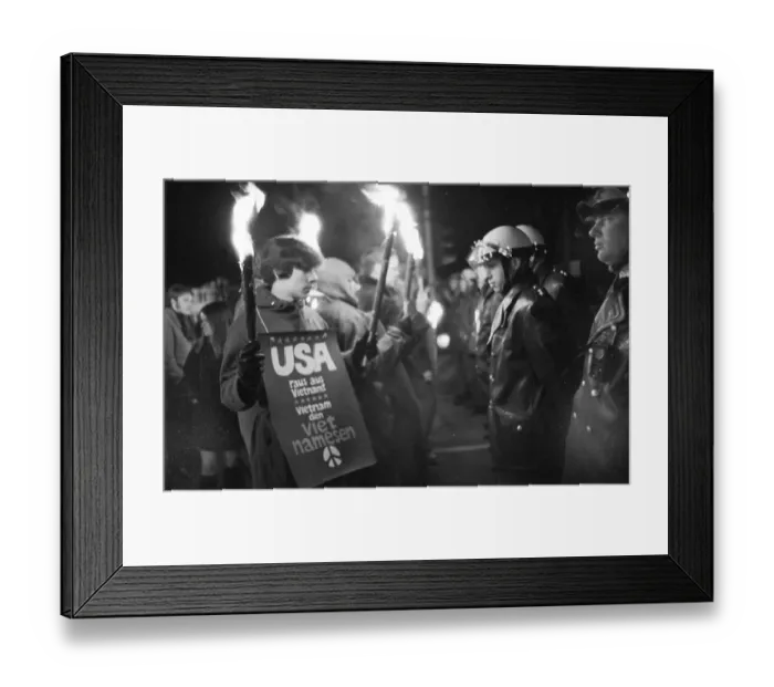 Framed Print : The warfare of the U. S. Army in the countries Vietnam Framed Print : The warfare of the U. S. Army in the countries Vietnam