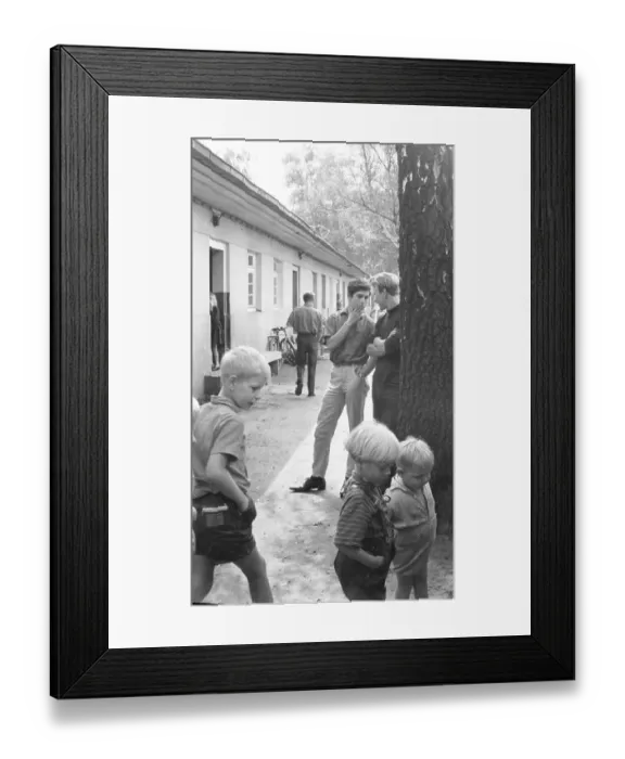 Framed Print : In 1954, there were still numerous precarious flats in barracks