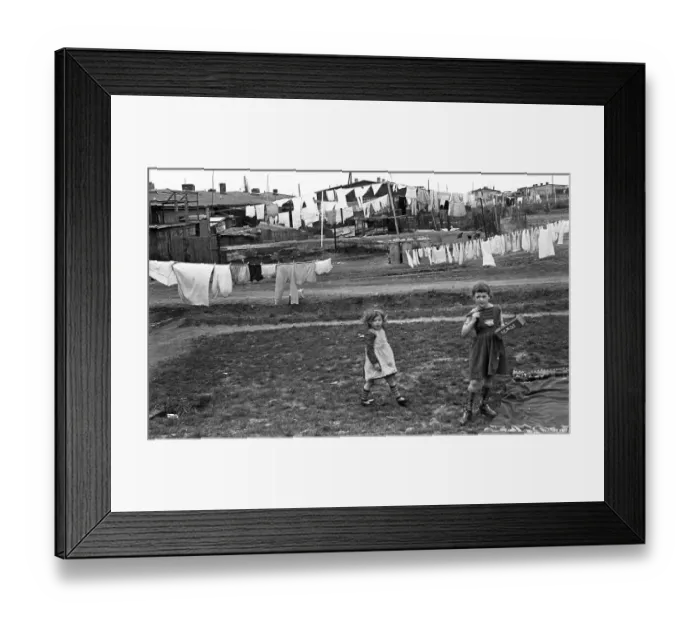Framed Print : In 1954, there were still numerous precarious flats in barracks