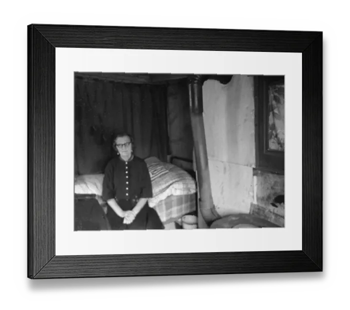 Framed Print : In 1954, there were still numerous precarious flats in barracks Framed Print : In 1954, there were still numerous precarious flats in barracks