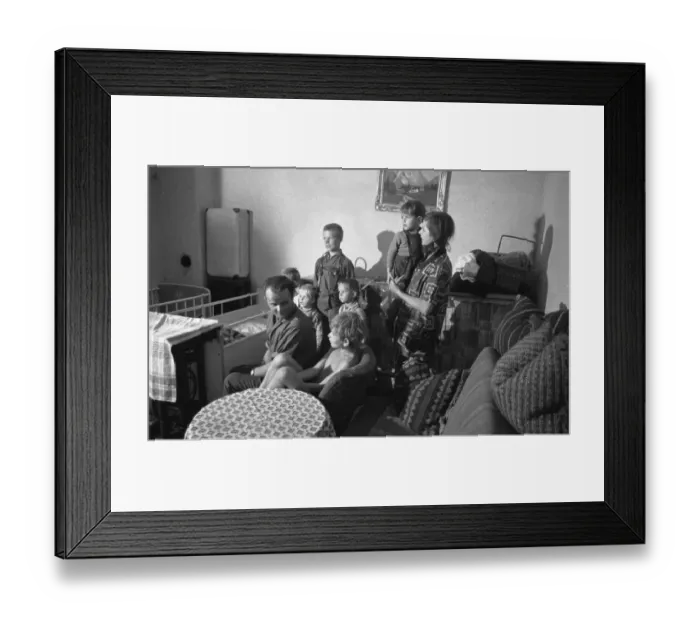 Framed Print : In 1954, there were still numerous precarious flats in barracks Framed Print : In 1954, there were still numerous precarious flats in barracks