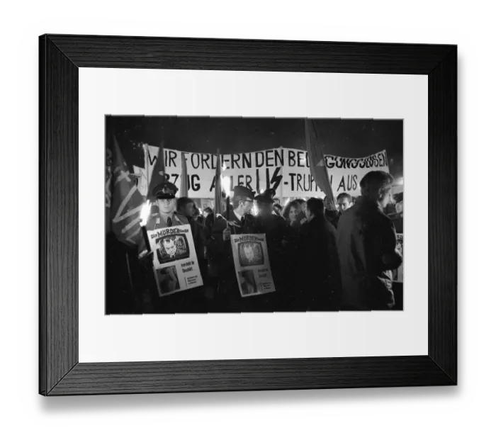 Framed Print : The communist-oriented SDAJ (Socialist Workers Youth of Germany) turned against the US war in 1968 in Hamburg Framed Print : The communist-oriented SDAJ (Socialist Workers Youth of Germany) turned against the US war in 1968 in Hamburg