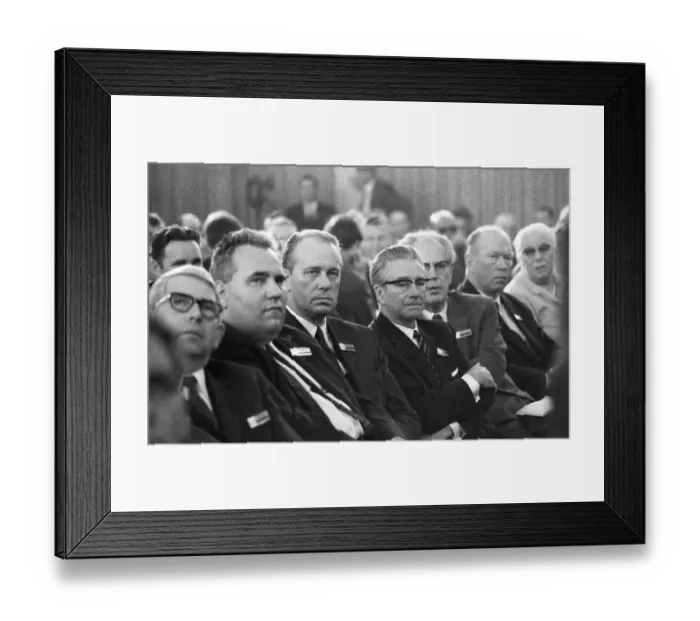 Framed Print : The SPD held its party conference in Bad Godesberg from 16 to 18 April 1969 under the motto Success