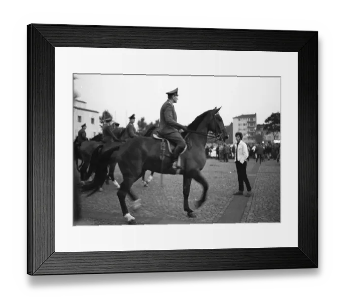 Framed Print : DEU, Germany, Ruhr area The election campaign for the Bundestag elections on 10