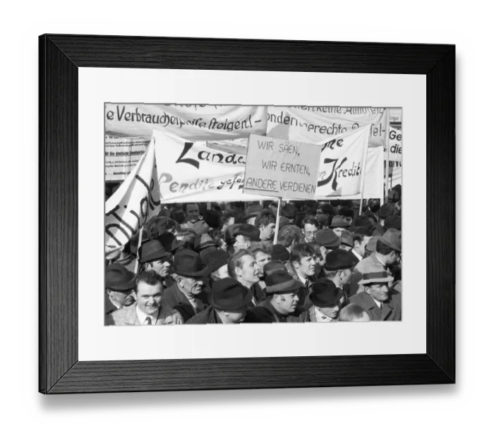Framed Print : Farmers unions demonstrated for higher income prices in Bonn