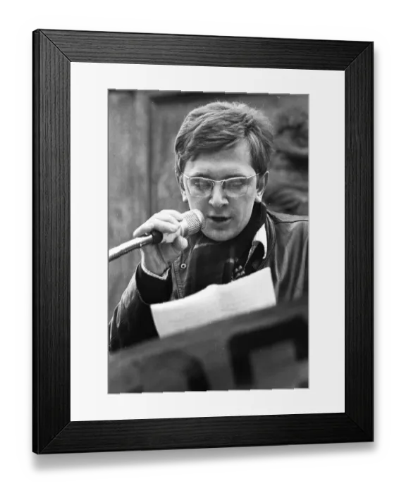 Framed Print : Spanish guest workers