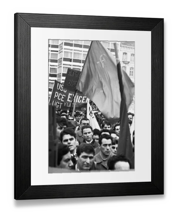 Framed Print : Spanish guest workers
