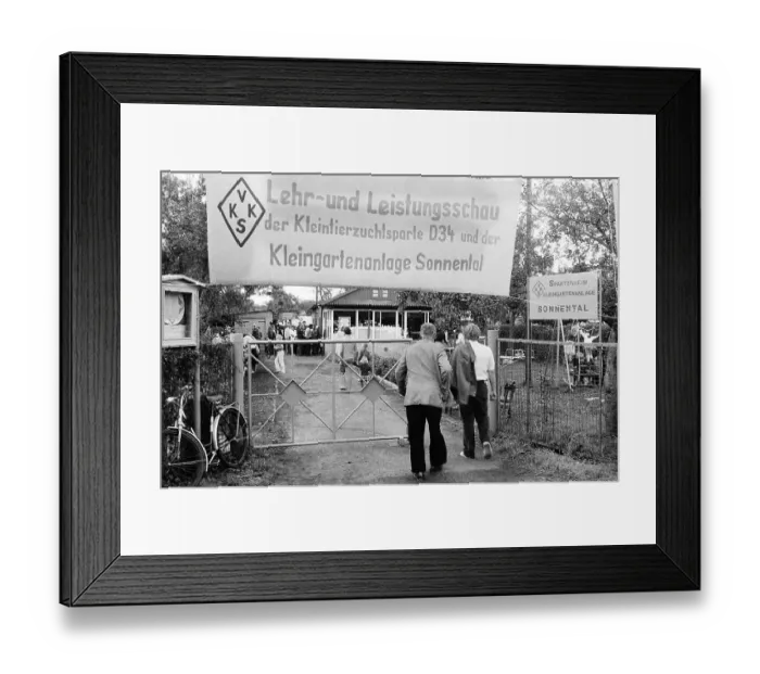 Framed Print : 04.04.1978 GDR East Berlin district of Weissensee