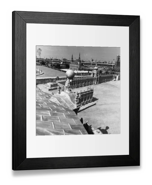 Framed Print : The 1:25 scale model of historic buildings Framed Print : The 1:25 scale model of historic buildings