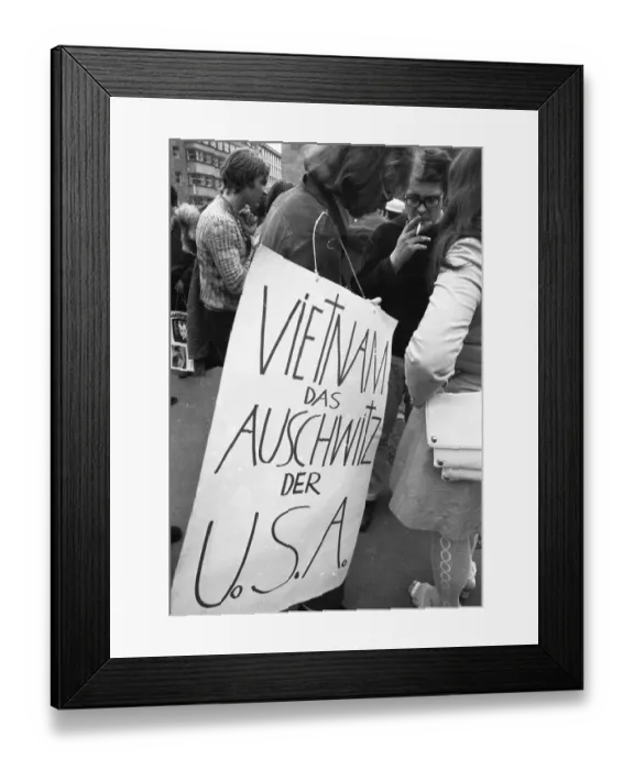 Framed Print : The US Army's waging of war in Vietnam
