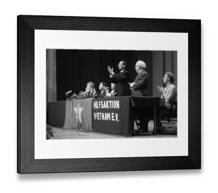 Framed Print : The warfare of the U. S. Army in the countries Vietnam Framed Print : The warfare of the U. S. Army in the countries Vietnam