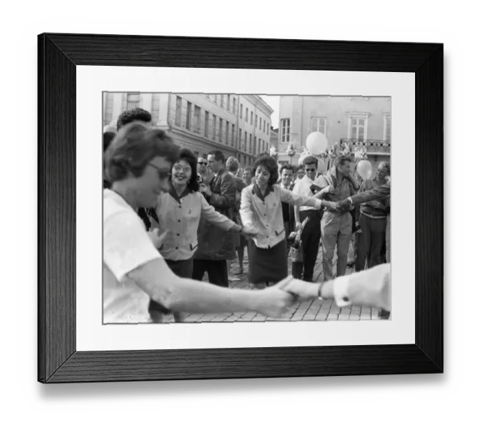 Framed Print : SSSR, Soviet Union, Moscow: The traditional World Youth Festivals organised by communist WBDJ
