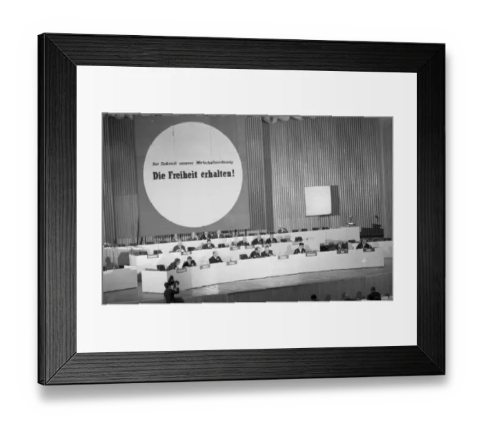 Framed Print : The Business Day of the CDU / CSU in 1969 in Dortmund united politicians and business bosses in the consultation