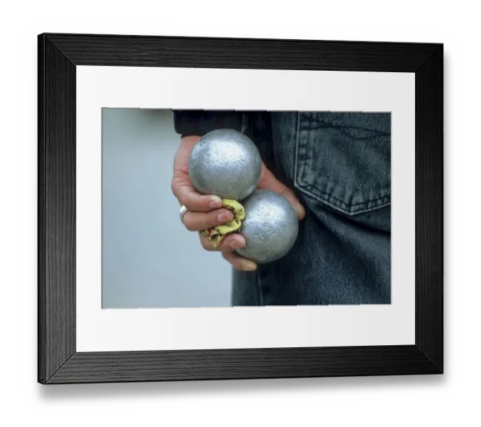 Framed Print : 2 boules balls in the hand