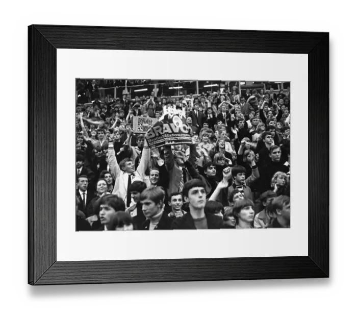 Framed Print : On their lightning tour, here in Essen on 25