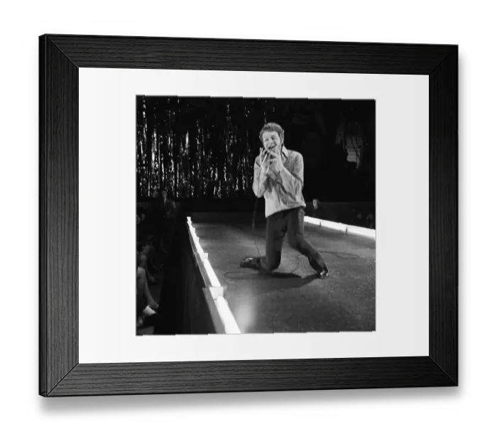 Framed Print : The show of the British pop star Graham Bonney