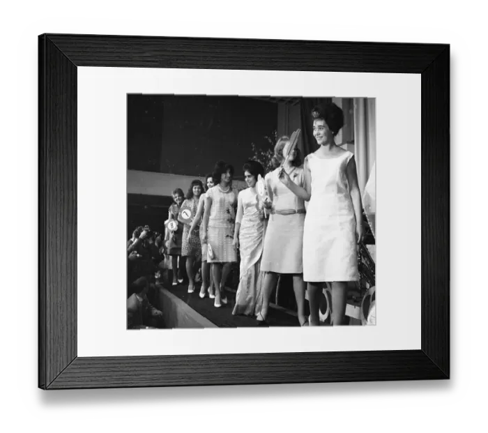 Framed Print : SSSR, Soviet Union, Moscow: The traditional World Youth Festivals organised by communist WBDJ