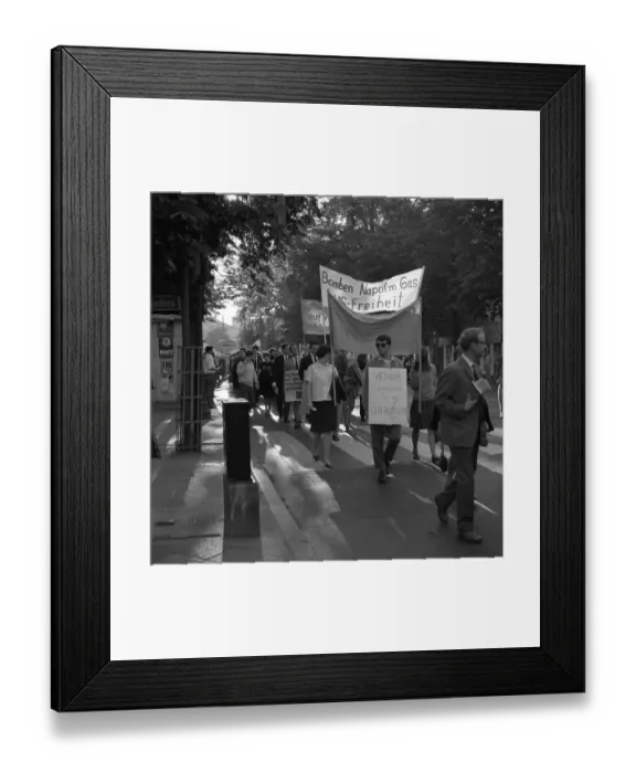 Framed Print : Congress of the student organisation SDS Sozialisischer Deutscher Studentenbund at the University of Frankfurt / M Framed Print : Congress of the student organisation SDS Sozialisischer Deutscher Studentenbund at the University of Frankfurt / M