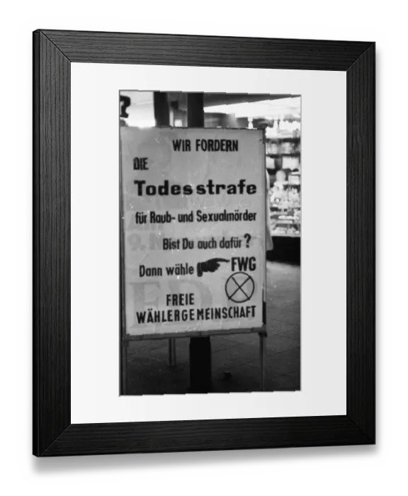 Framed Print : The light weeks in the city of Essen
