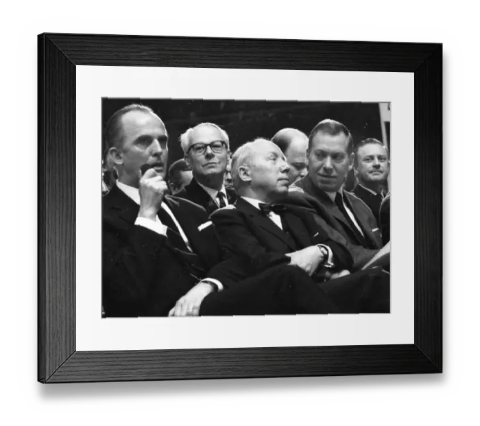 Framed Print : More than 2, 500 large-scale Framed Print : More than 2, 500 large-scale