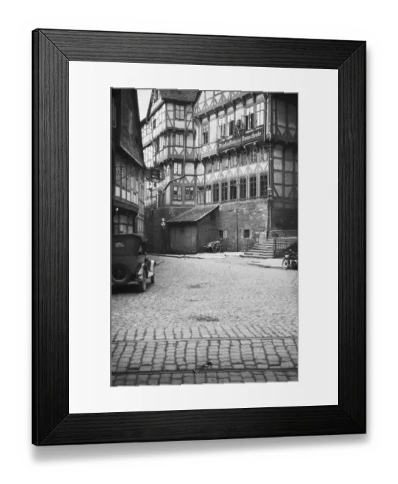 Framed Print : Historical image of Weinhandlung zur Domschaenke
