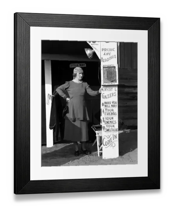 Framed Print : Fortune teller, 1920s, USA, North America