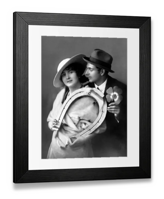 Framed Print : Pair, pair of lovers, horseshoe and cloverleaf as lucky symbol