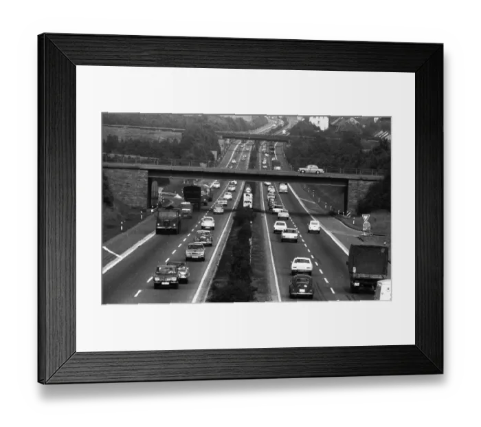 Framed Print : Traffic on the Ruhrschnellweg (B1) in 19 67 Framed Print : Traffic on the Ruhrschnellweg (B1) in 19 67