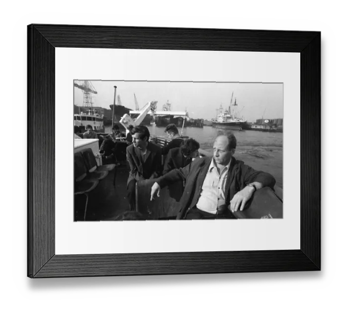 Framed Print : Work at the Port of Hamburg and Howaldtswerke Hamburg Framed Print : Work at the Port of Hamburg and Howaldtswerke Hamburg