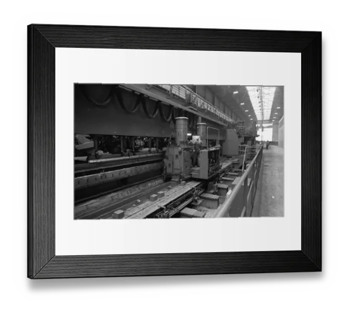 Framed Print : The Thyssen pipe mill, here in Duisburg in 1968 Framed Print : The Thyssen pipe mill, here in Duisburg in 1968