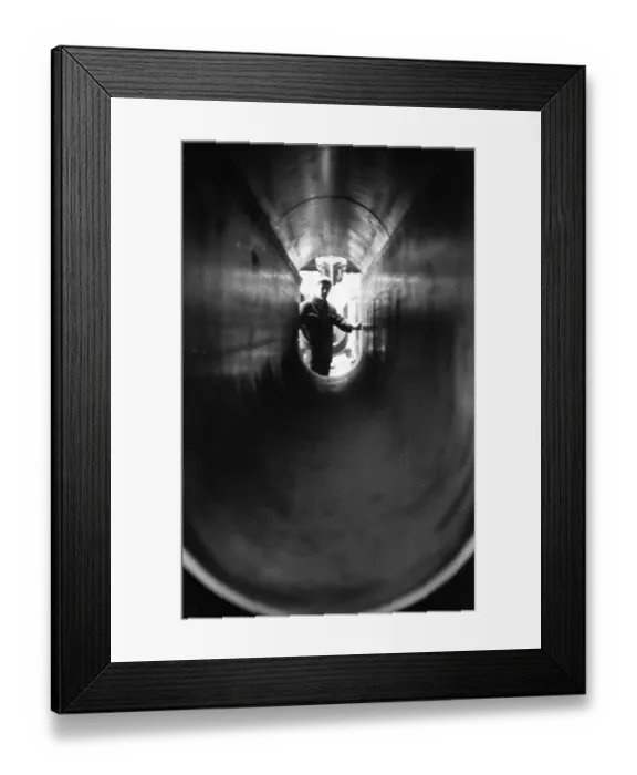 Framed Print : The Thyssen pipe mill, here in Duisburg in 1968 Framed Print : The Thyssen pipe mill, here in Duisburg in 1968