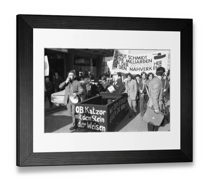 Framed Print : About 5000 people, mostly pupils and students