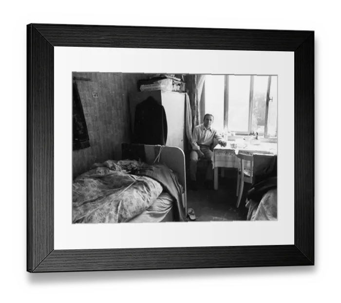 Framed Print : A sign in the north of Dortmund announces Dormitories for rent