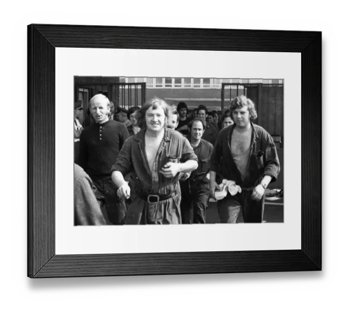 Framed Print : Many workers at the Opel factory in Bochum - here on 23 August 1973 - also took part in the wildcat strikes that swept